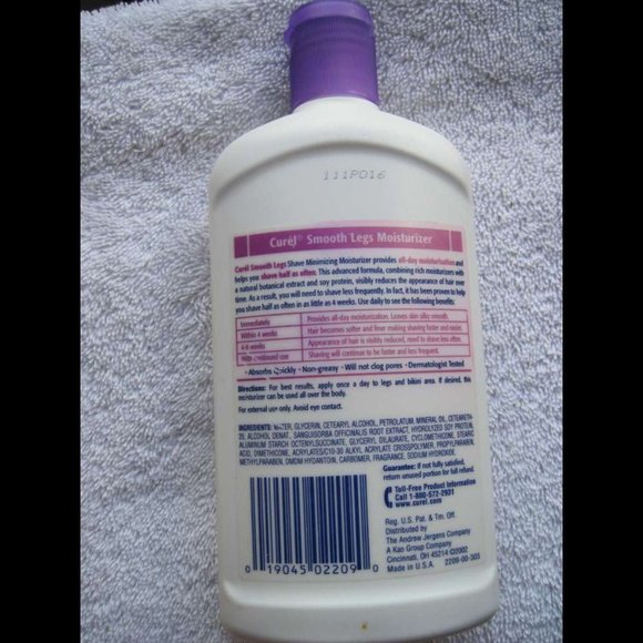 Curel Smooth Legs Shave Minimizing All Day Moisturizer Lotion 12.5 floz Pump Soy - Picture 6 of 10